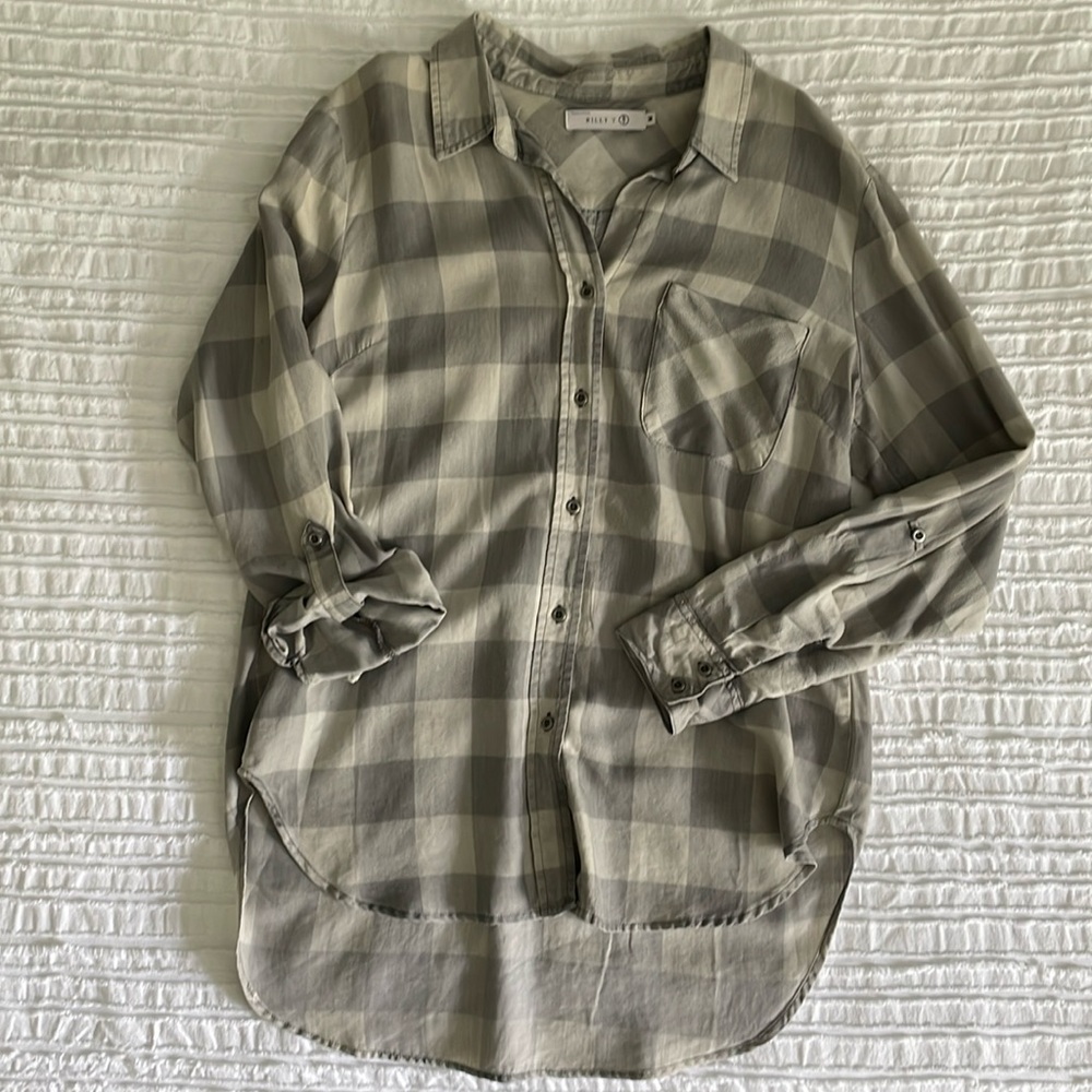 Billy T Women’s Plaid Long Sleeve Shirt -Neutral Colors - Medium